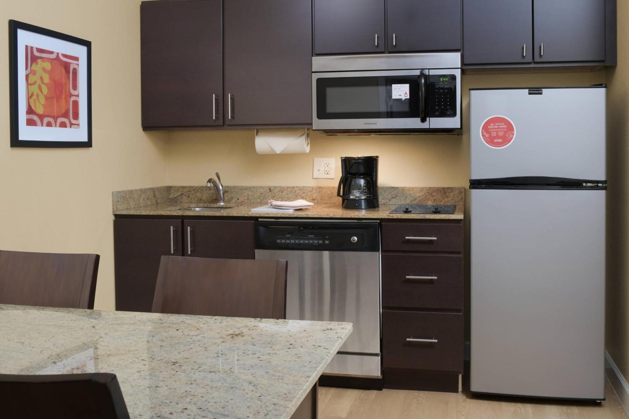 Towneplace Suites By Marriott Lake Jackson Clute Exterior foto